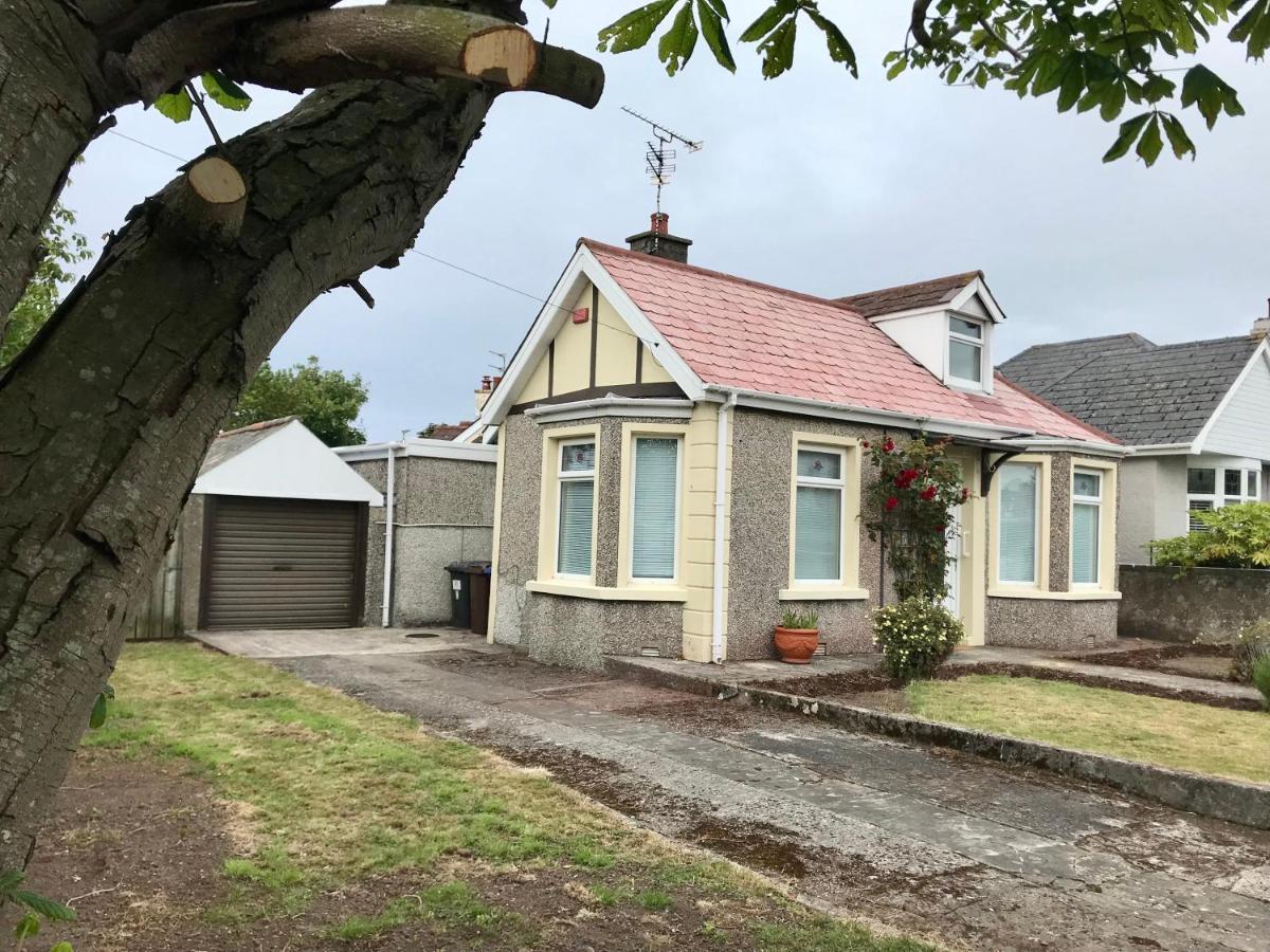Rose Cottage: Delightful 4 Bedroom Detached Home Portrush Exterior foto